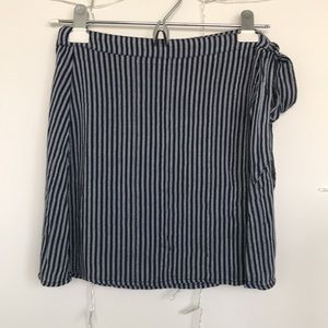 American Eagle blue striped wrap skirt